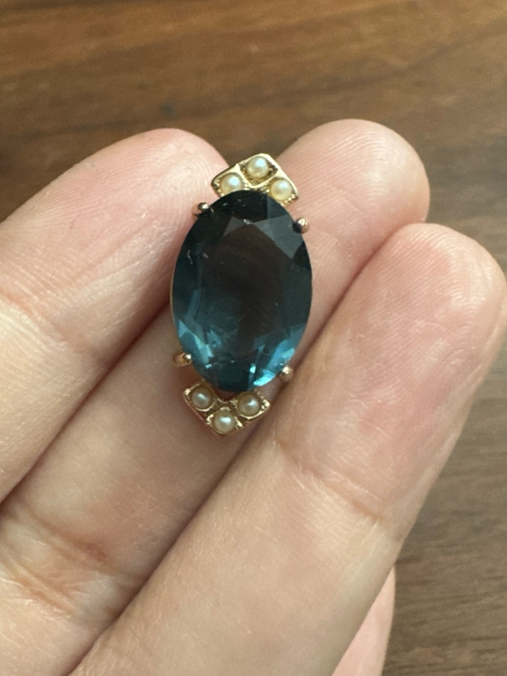 Vintage Blue Faceted Glass Pendant Faux Pearl Accents Gold Tone